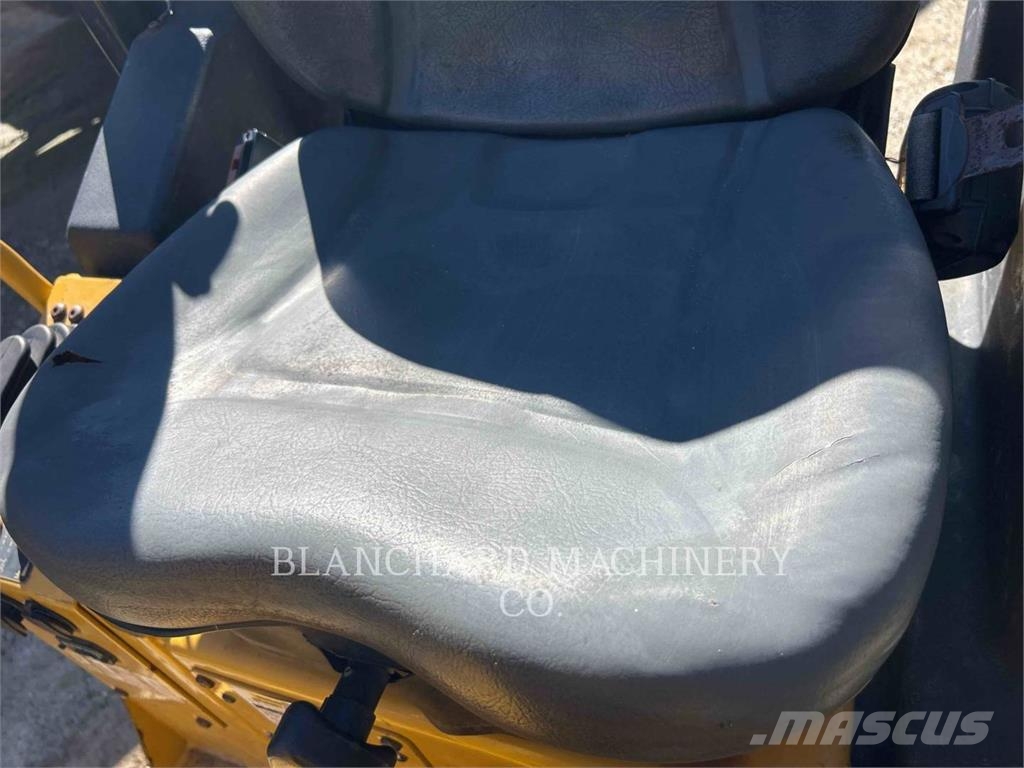 CAT CB1.8 Tandemwalzen