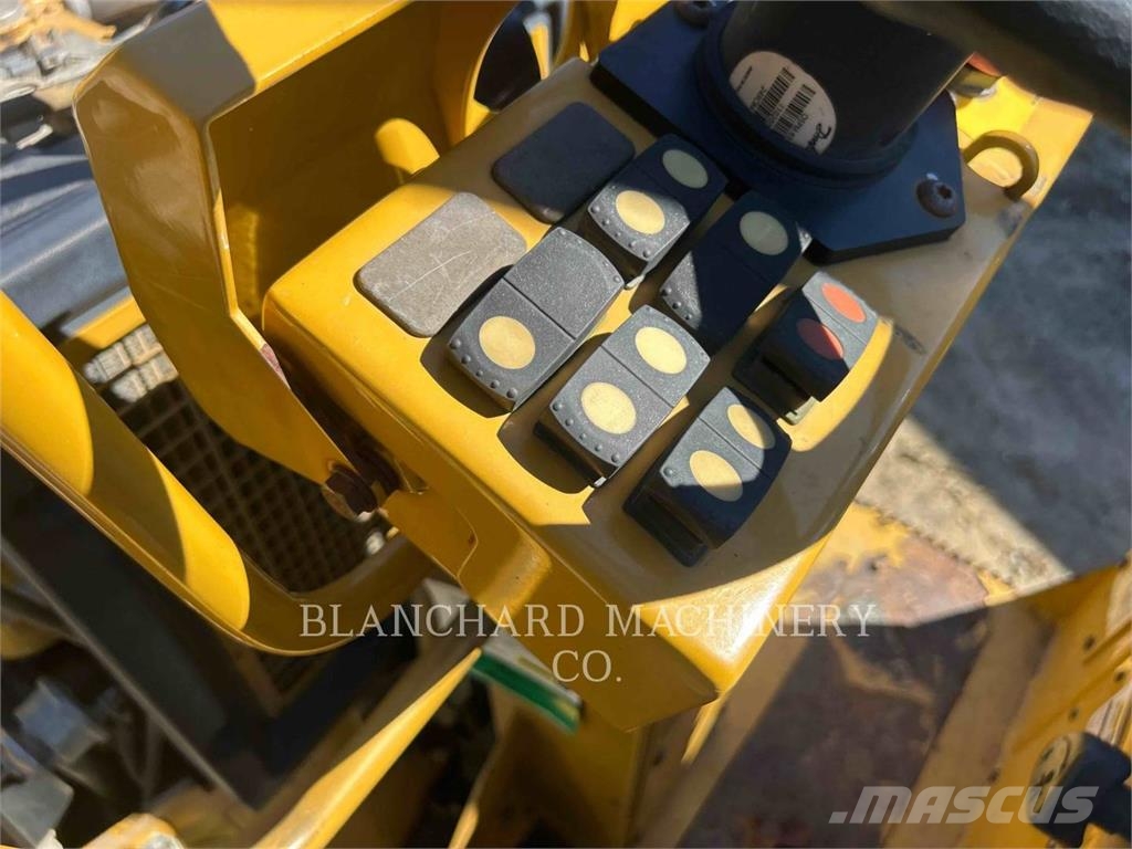 CAT CB1.8 Tandemwalzen