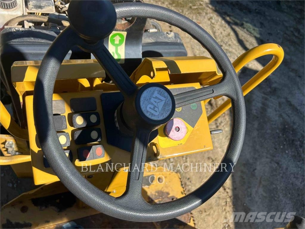 CAT CB1.8 Tandemwalzen