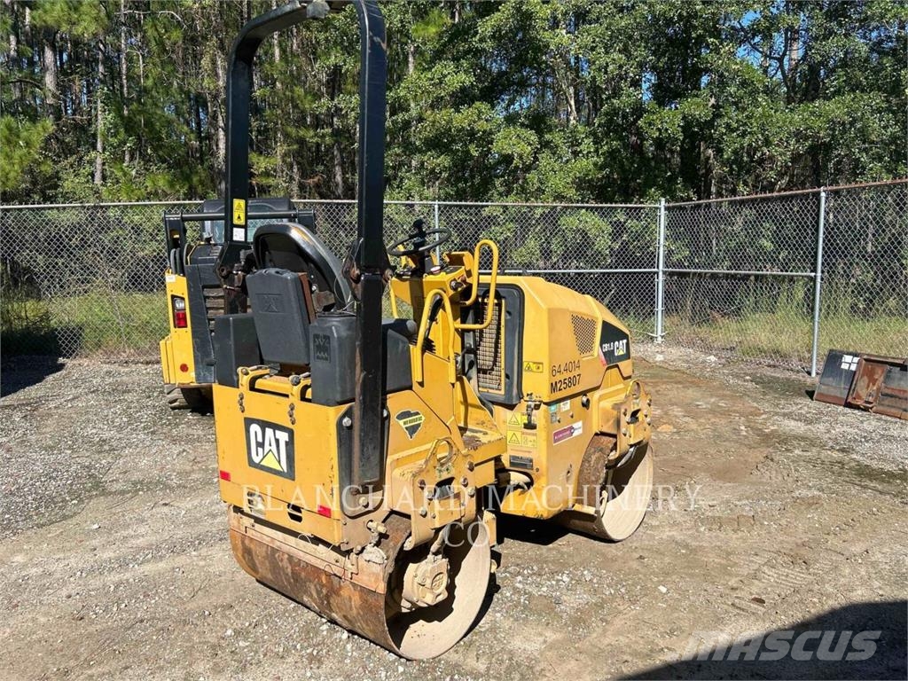 CAT CB1.8 Tandemwalzen