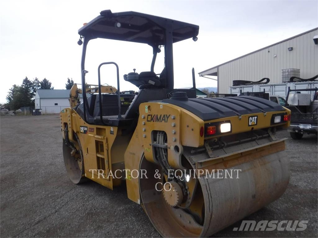 CAT CB10 Asphalt pavers