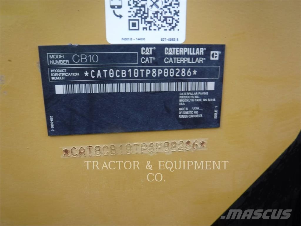 CAT CB10 Asphalt pavers