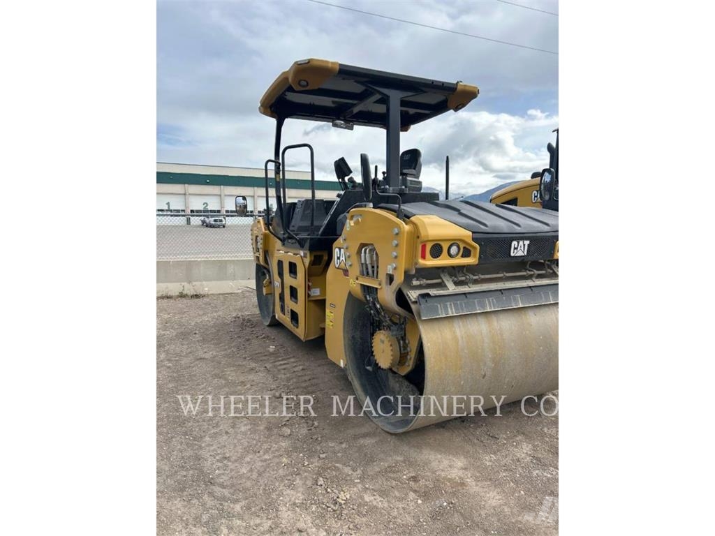 CAT CB10 Катки тротуарные