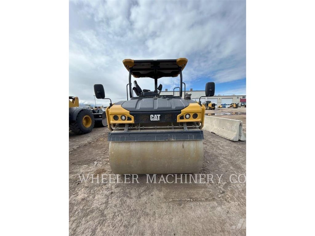 CAT CB10 Катки тротуарные