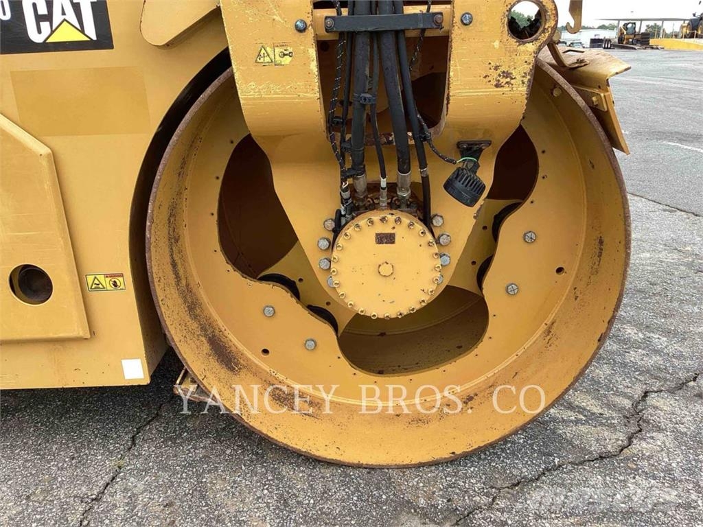 CAT CB10 Compattatori da suolo