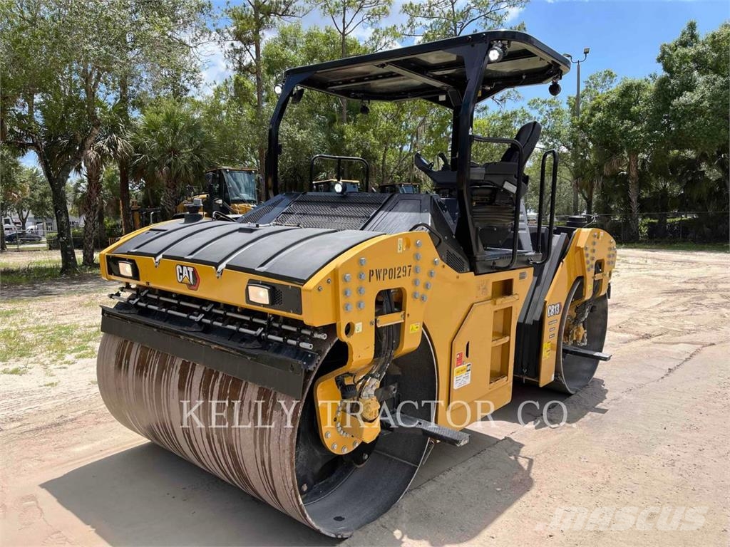 CAT CB13 Twin drum rollers