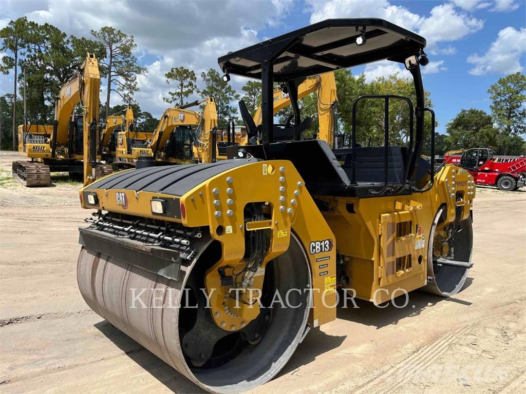 CAT CB13 Twin drum rollers