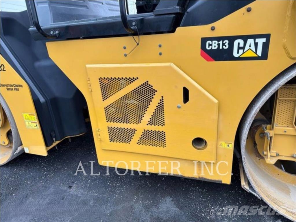 CAT CB13 Rodillos de doble tambor