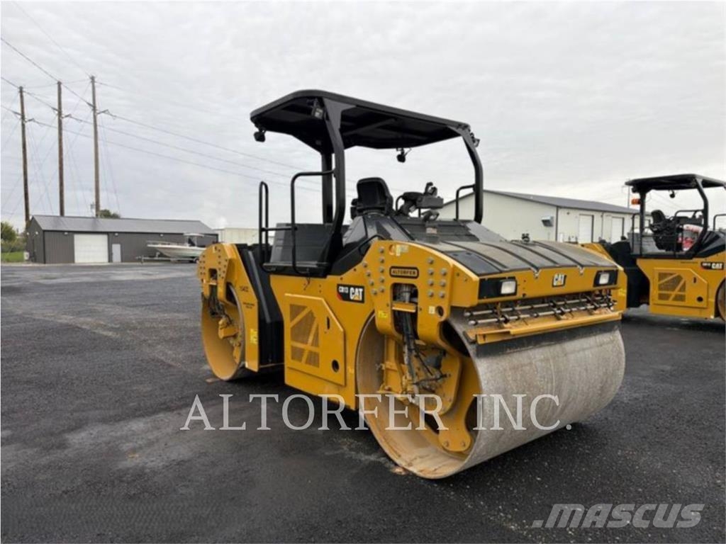 CAT CB13 Rodillos de doble tambor