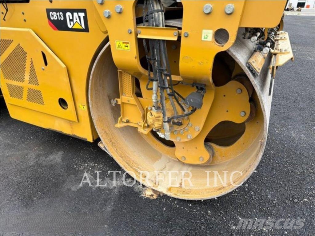 CAT CB13 Rodillos de doble tambor