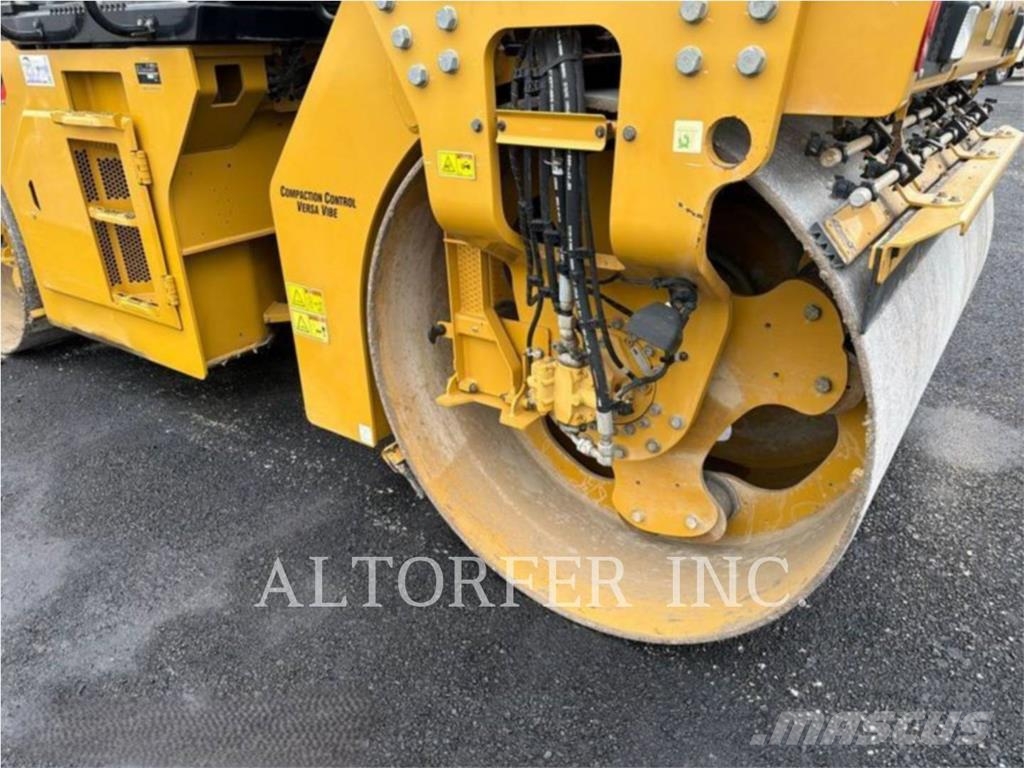 CAT CB13 Rodillos de doble tambor