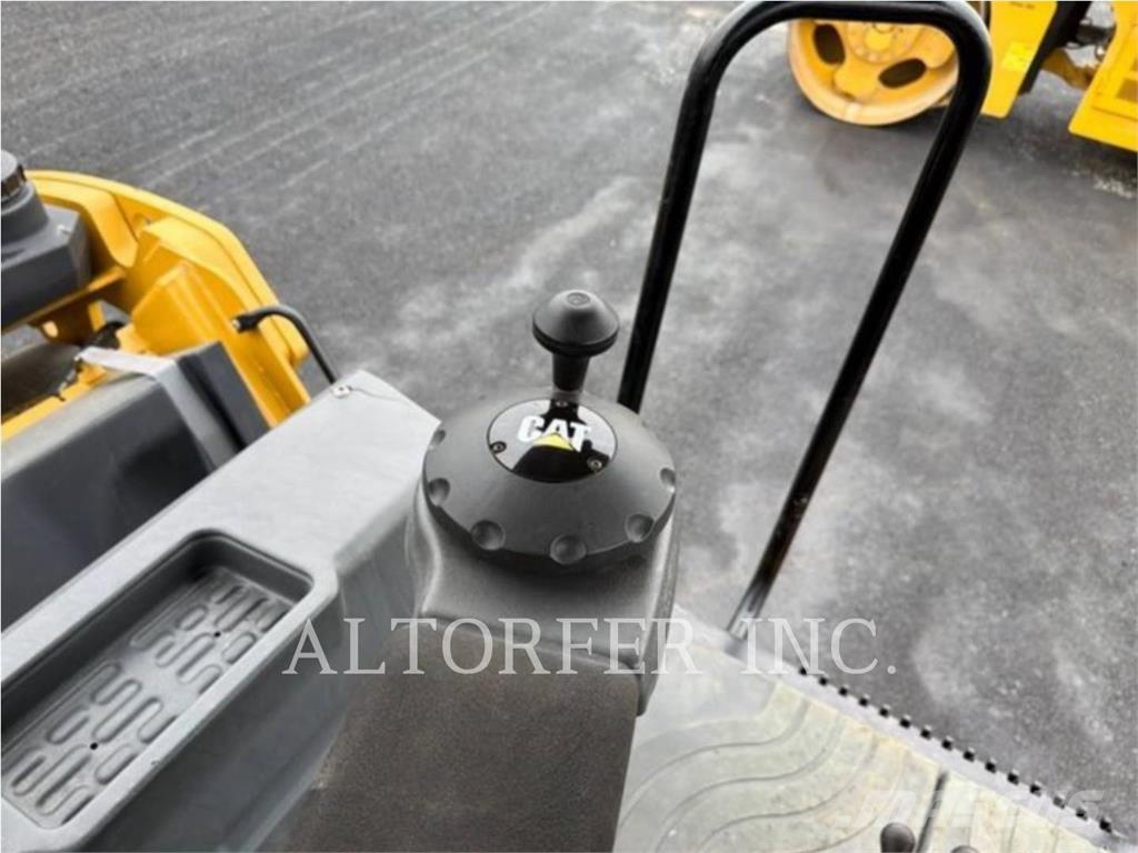 CAT CB13 Rodillos de doble tambor