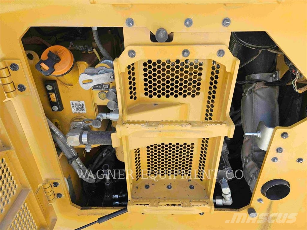 CAT CB15 ضاغطات التربة