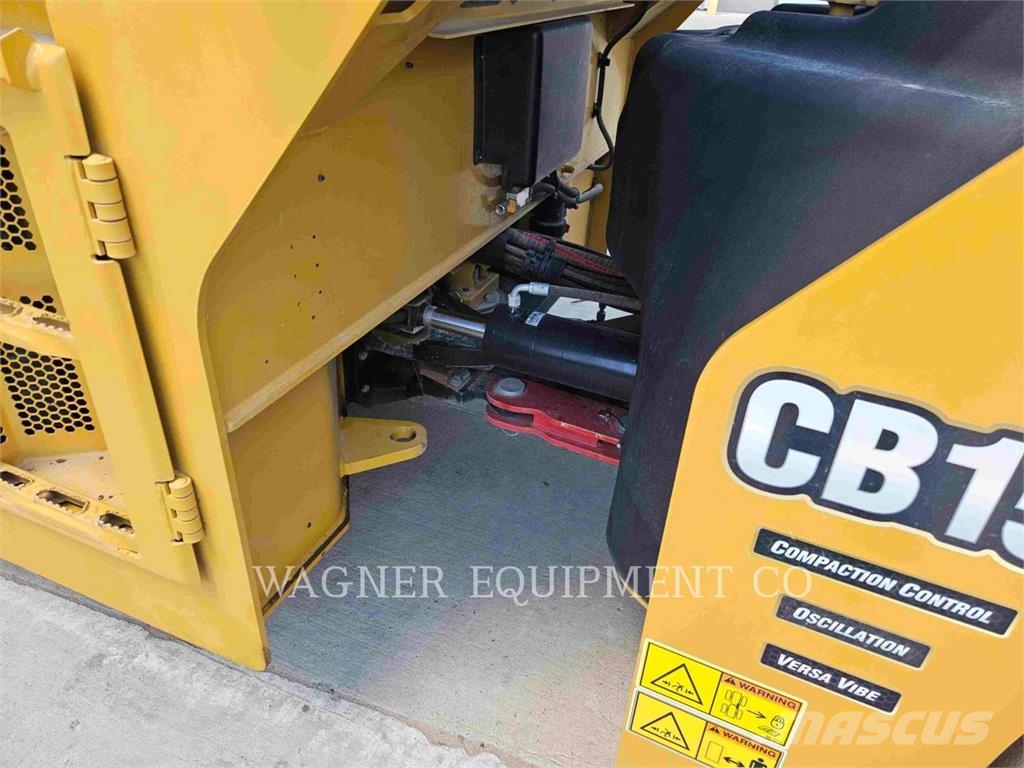 CAT CB15 ضاغطات التربة