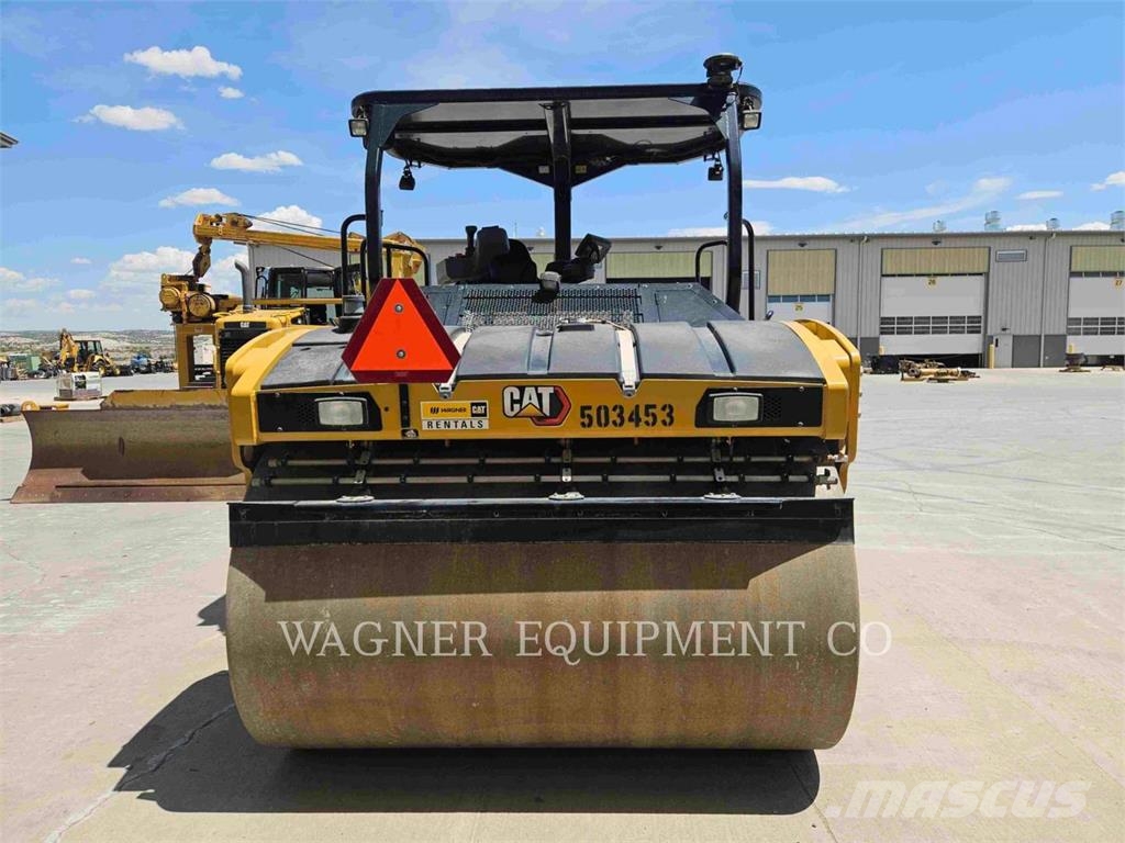 CAT CB15 ضاغطات التربة