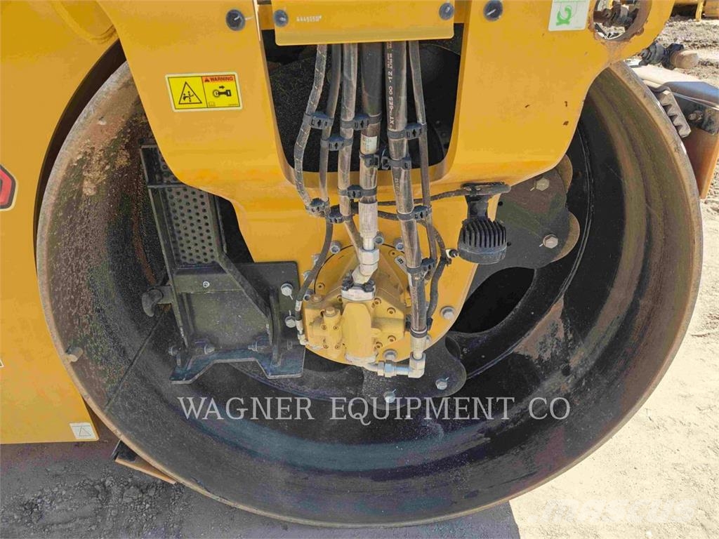 CAT CB15 Erdbauwalzen