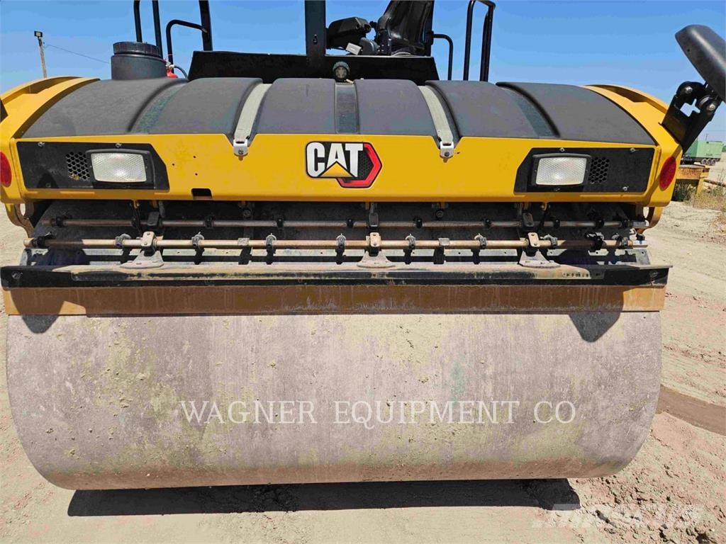CAT CB15 Erdbauwalzen