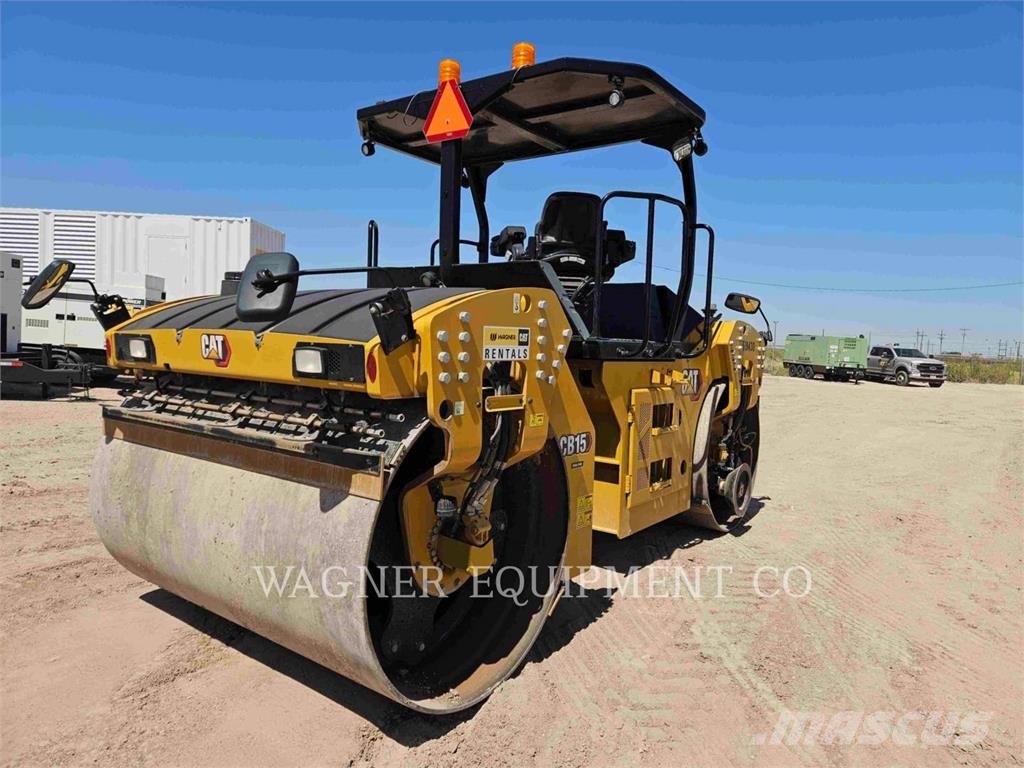 CAT CB15 Erdbauwalzen