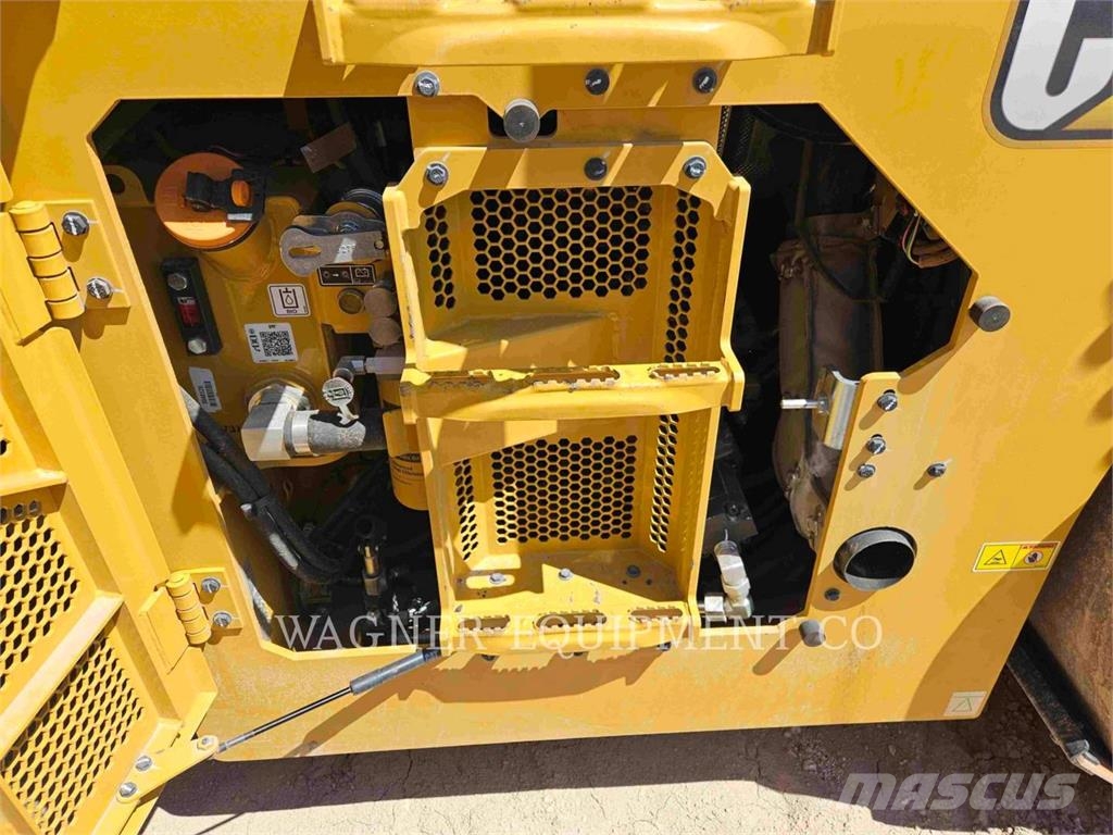 CAT CB15 Erdbauwalzen