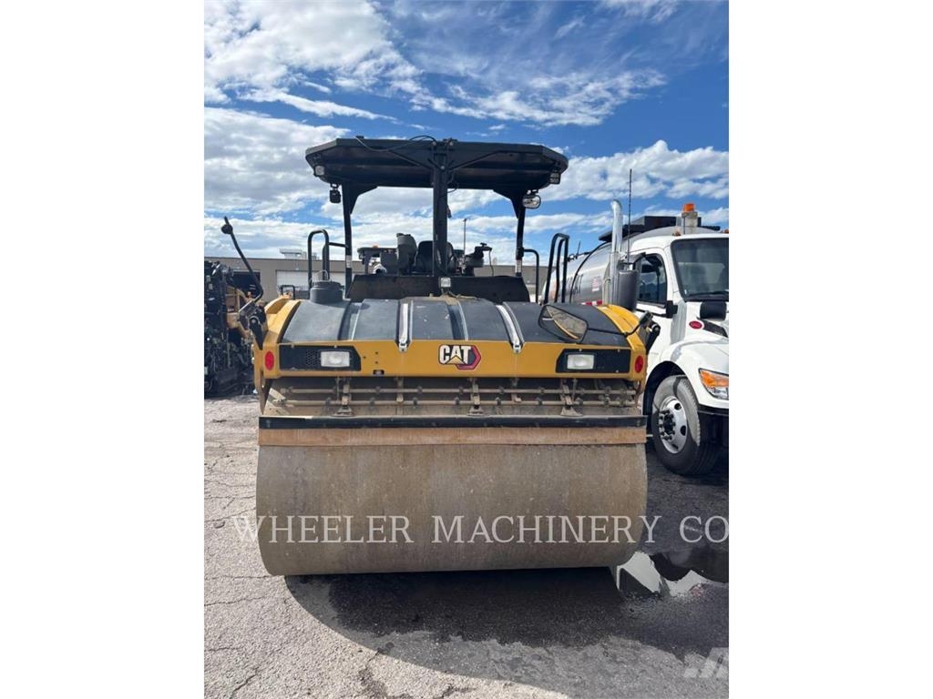 CAT CB15 CW VV مداحل ثنائية الاسطوانة