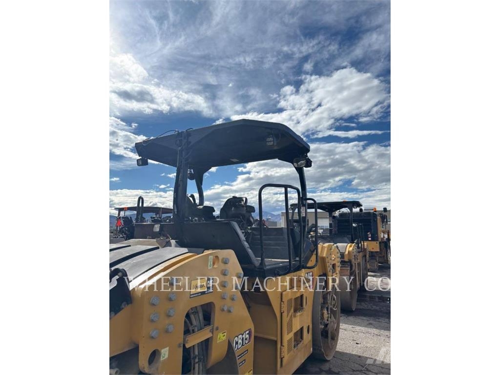 CAT CB15 CW VV مداحل ثنائية الاسطوانة