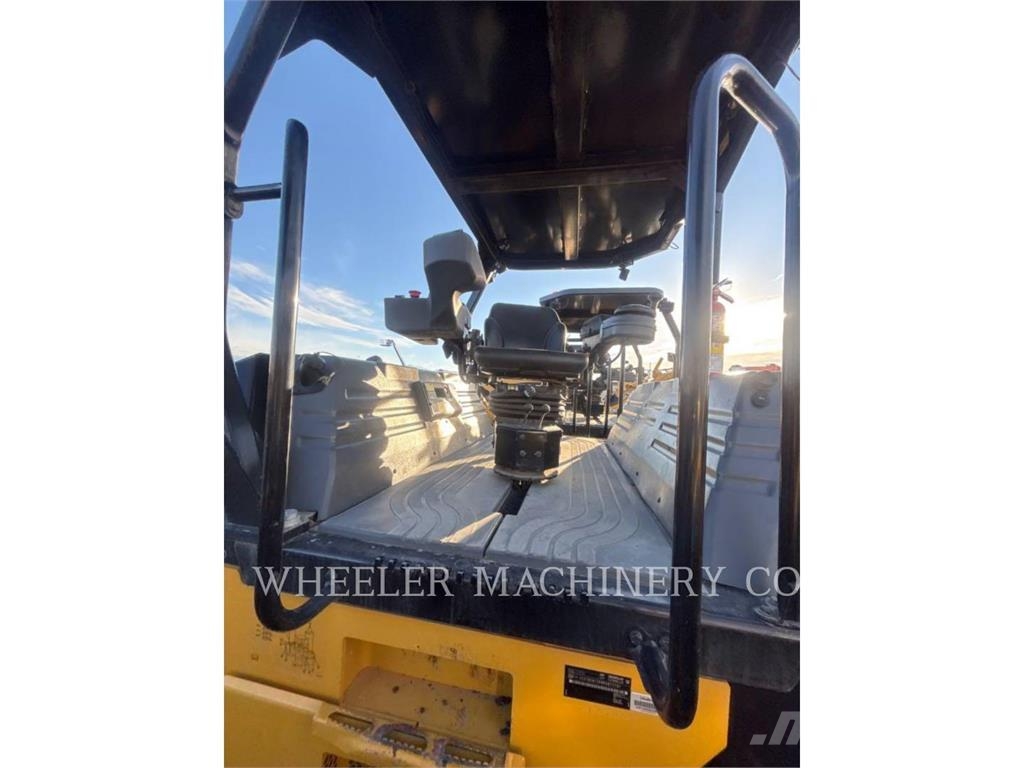 CAT CB15 CW VV Οδοστρωτήρες διπλού κυλίνδρου