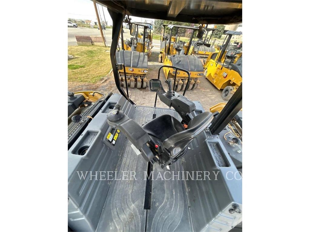 CAT CB15 CW VV Οδοστρωτήρες διπλού κυλίνδρου