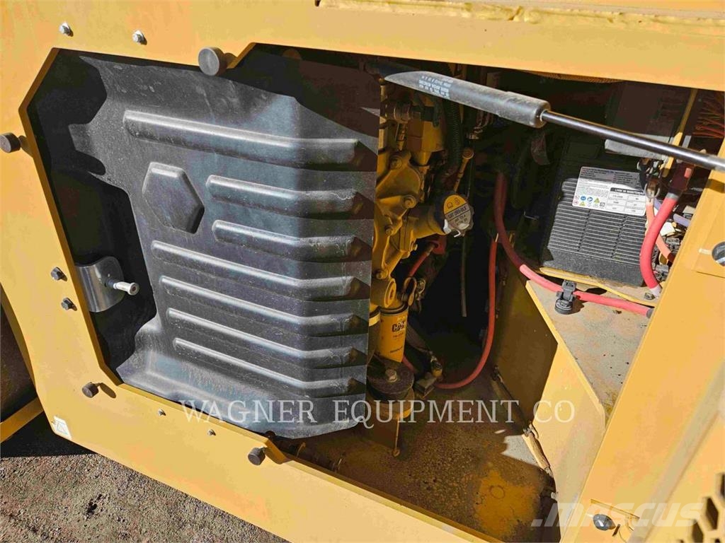 CAT CB16 Compactadores de suelo