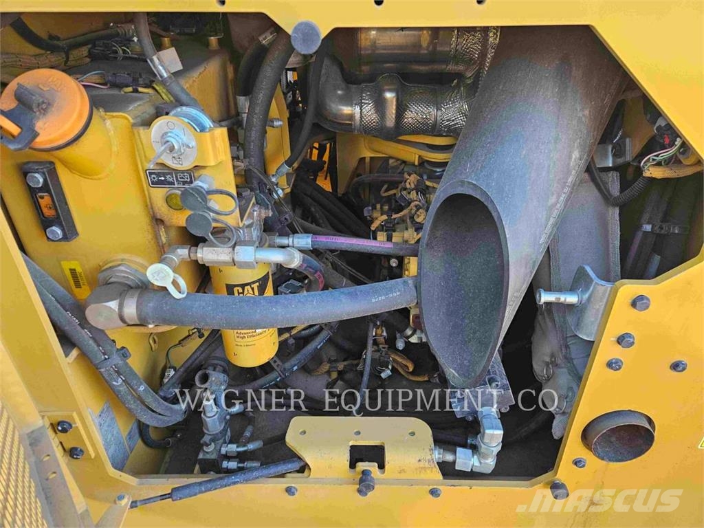 CAT CB16 Compactadores de suelo