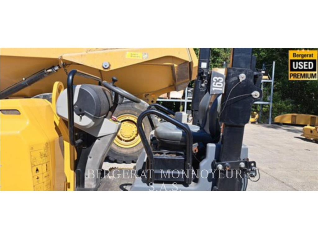 CAT CB2.5 Οδοστρωτήρες μονού κυλίνδρου