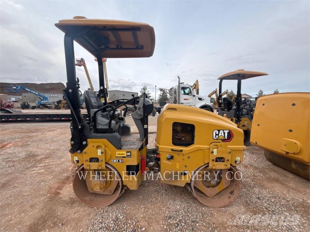 CAT CB2.5 GC Οδοστρωτήρες διπλού κυλίνδρου