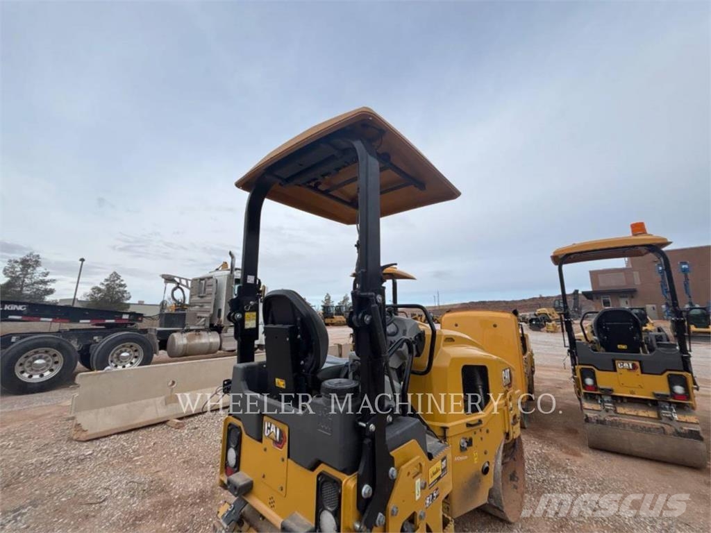 CAT CB2.5 GC Οδοστρωτήρες διπλού κυλίνδρου