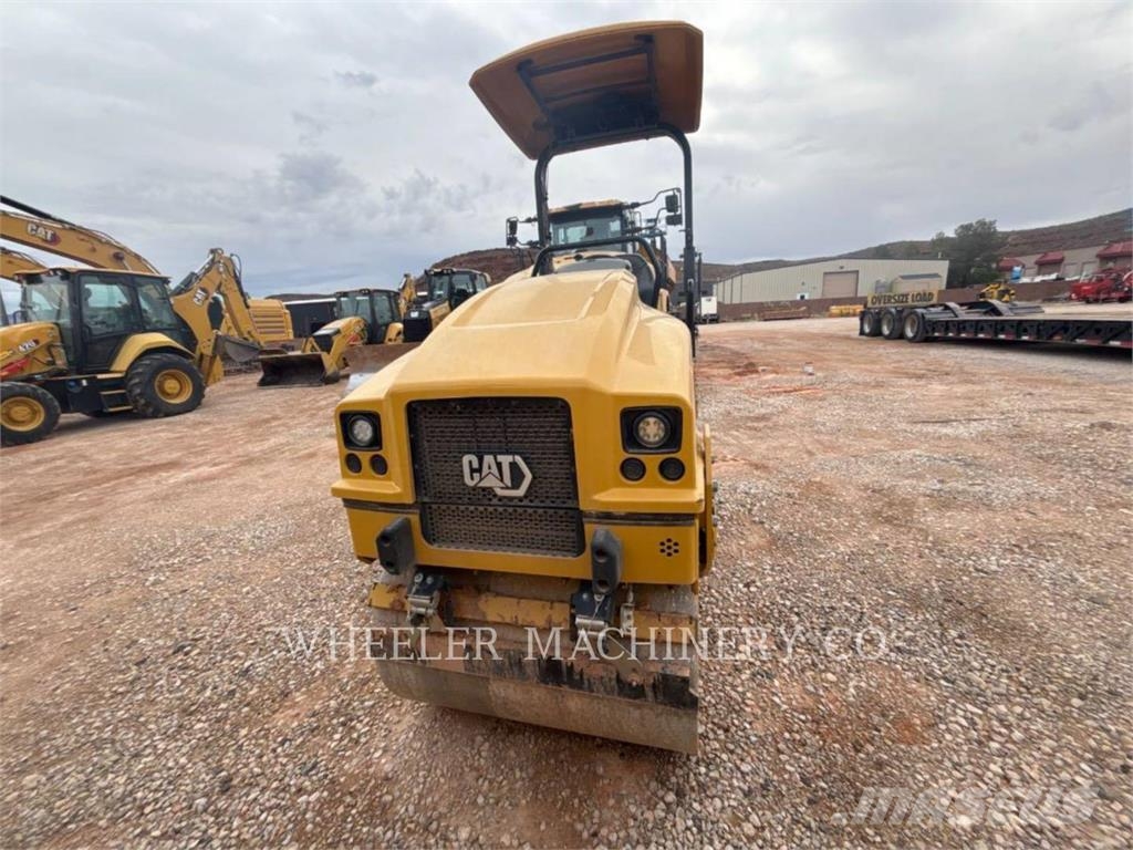 CAT CB2.5 GC Οδοστρωτήρες διπλού κυλίνδρου
