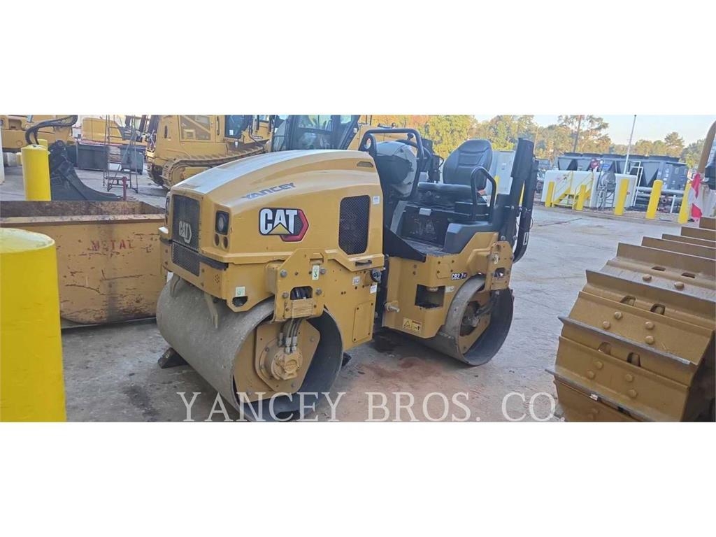 CAT CB2.7 Erdbauwalzen