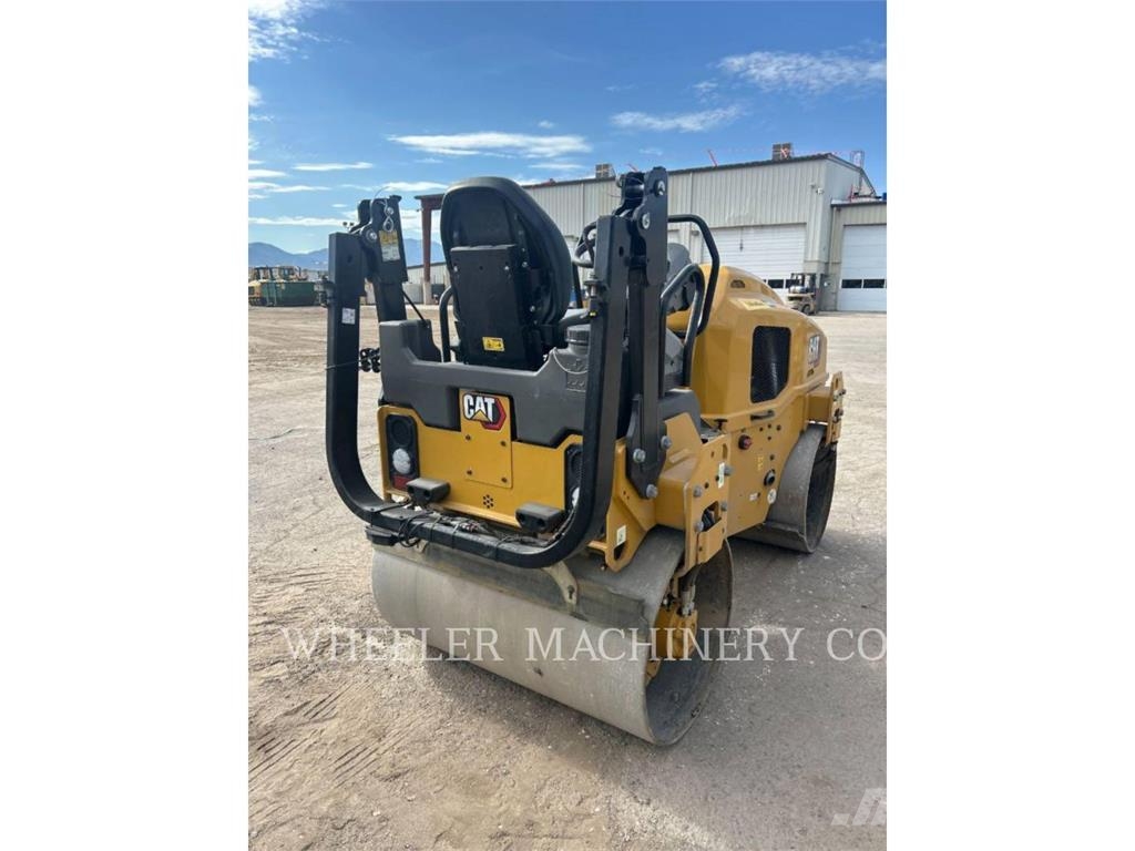 CAT CB2.7 Rodillos de doble tambor
