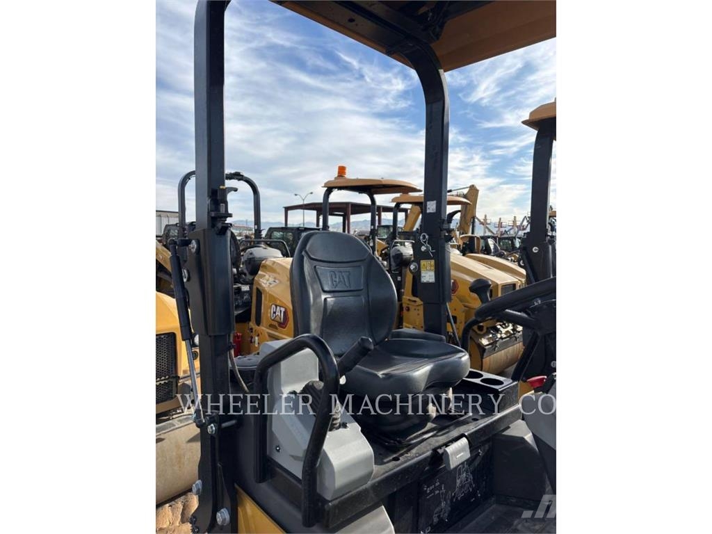 CAT CB2.7 Rodillos de doble tambor