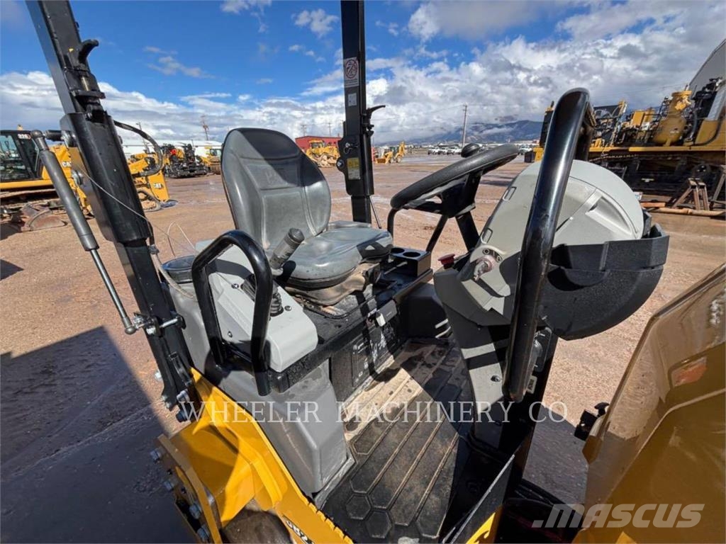 CAT CB2.7 Asfaltafwerkmachines