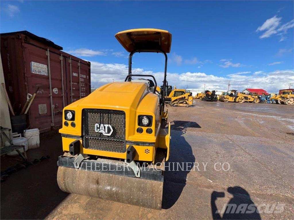 CAT CB2.7 Asfaltafwerkmachines
