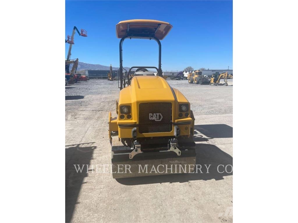 CAT CB2.7 GC Tandemwalzen