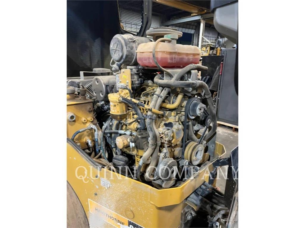 CAT CB24B Bitumena smidzinātāji