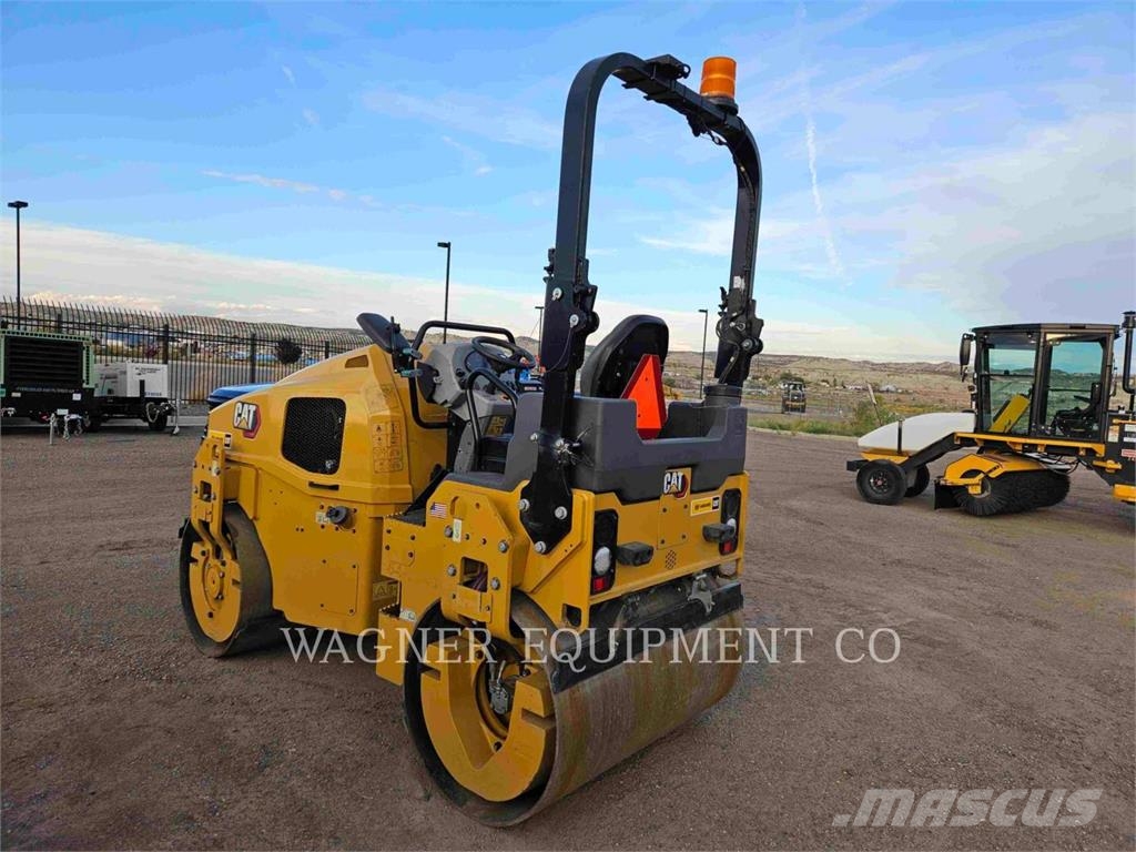CAT CB4.0 Compactadoras de suelo
