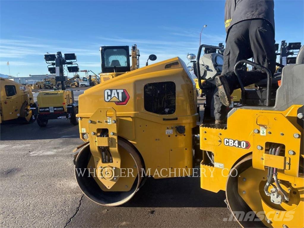 CAT CB4.0 Οδοστρωτήρες διπλού κυλίνδρου