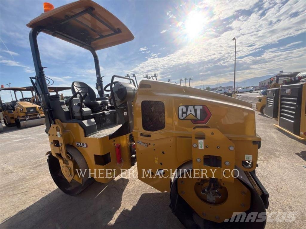 CAT CB4.0 Οδοστρωτήρες διπλού κυλίνδρου