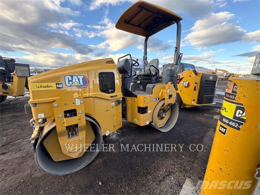 CAT CB4.0 Οδοστρωτήρες διπλού κυλίνδρου