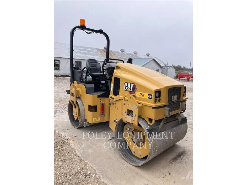 CAT CB4.0-03 Kompaktorji tal