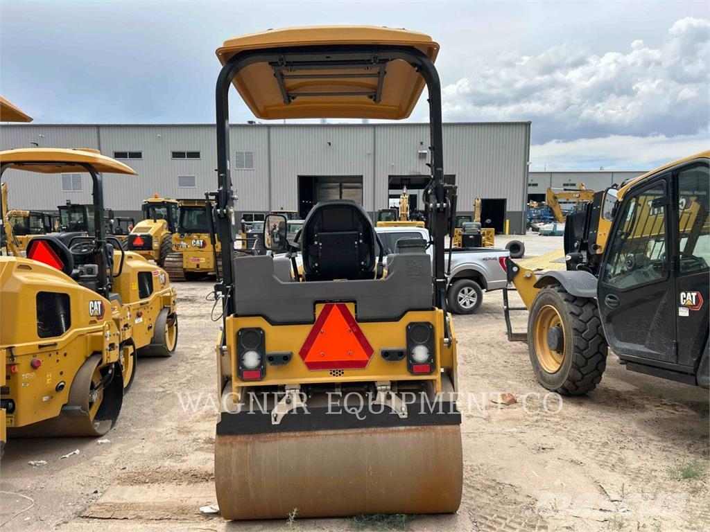 CAT CB4.003 Erdbauwalzen