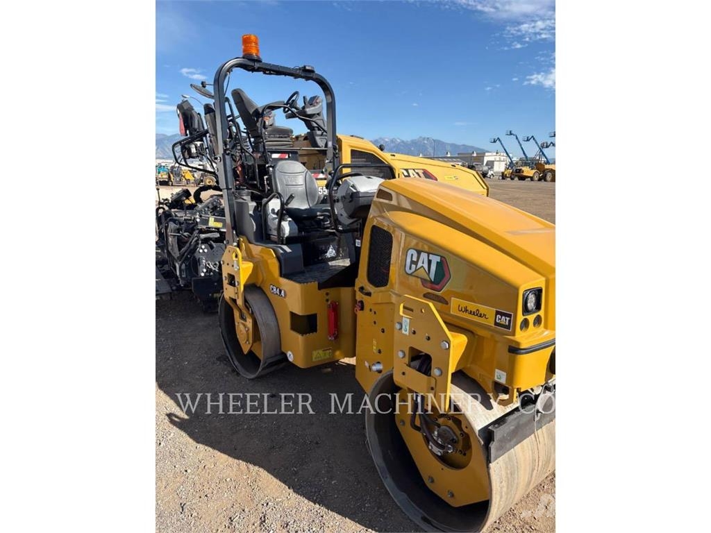 CAT CB4.4 Twin drum rollers
