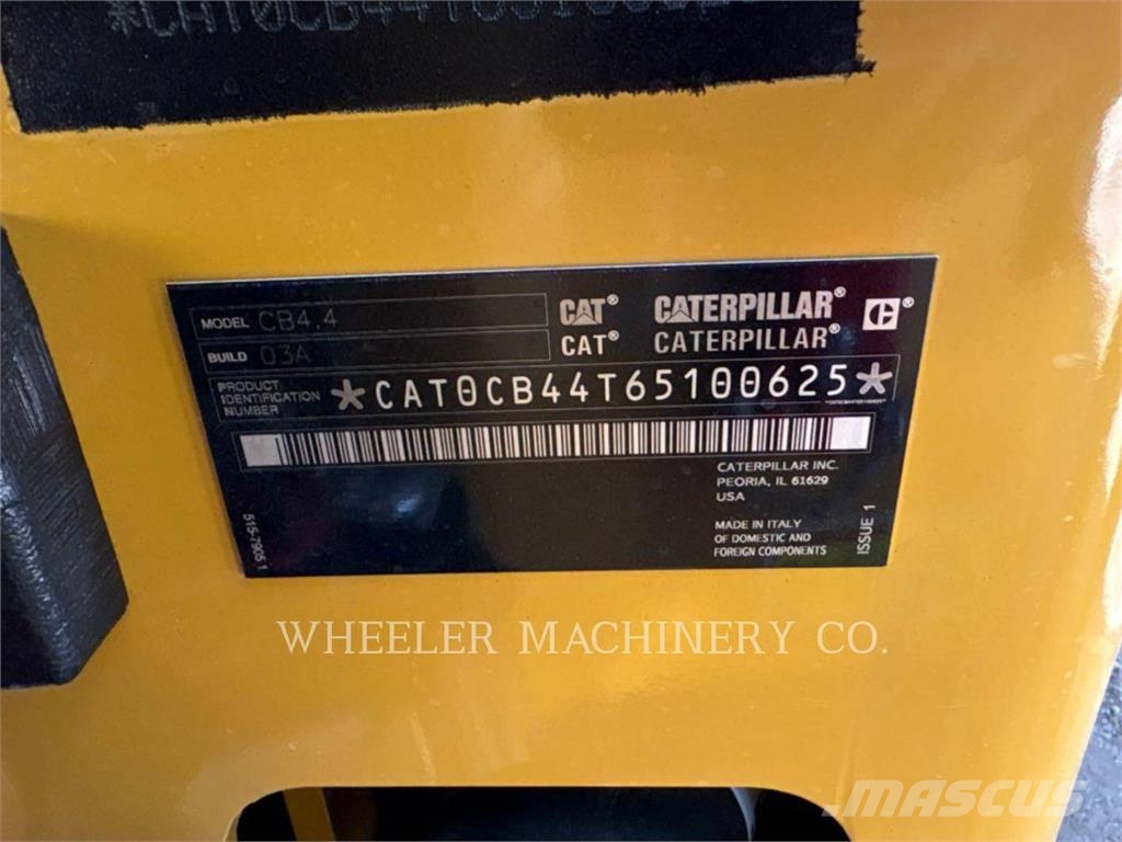 CAT CB4.4 Twin drum rollers