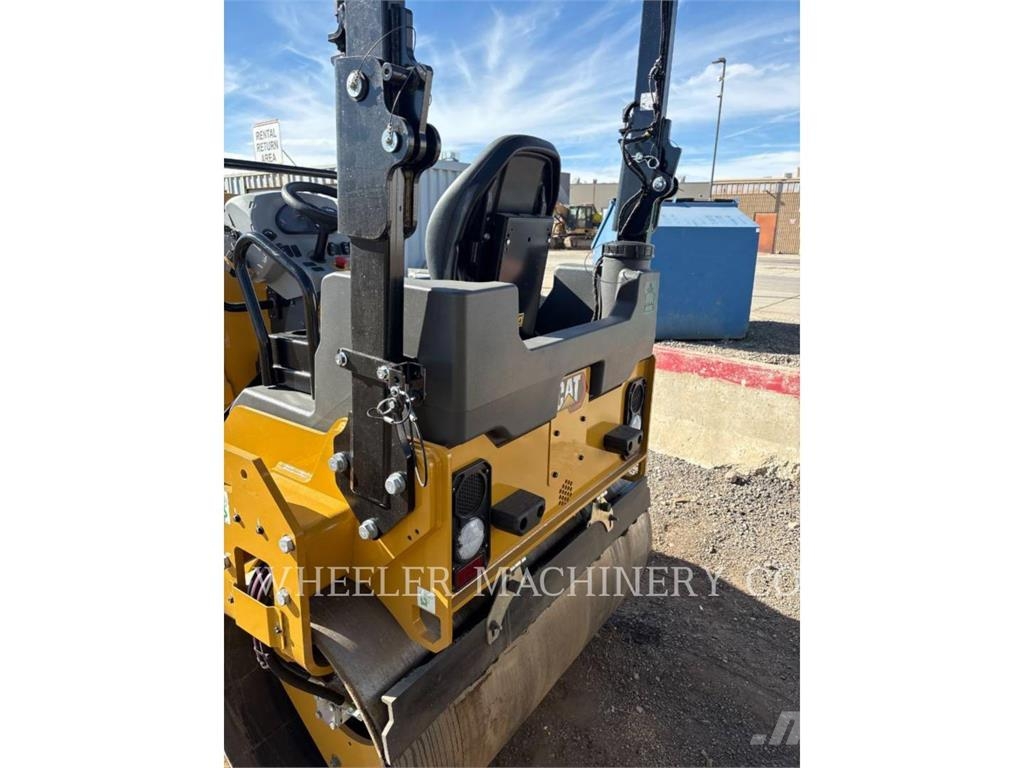 CAT CB4.4 Twin drum rollers