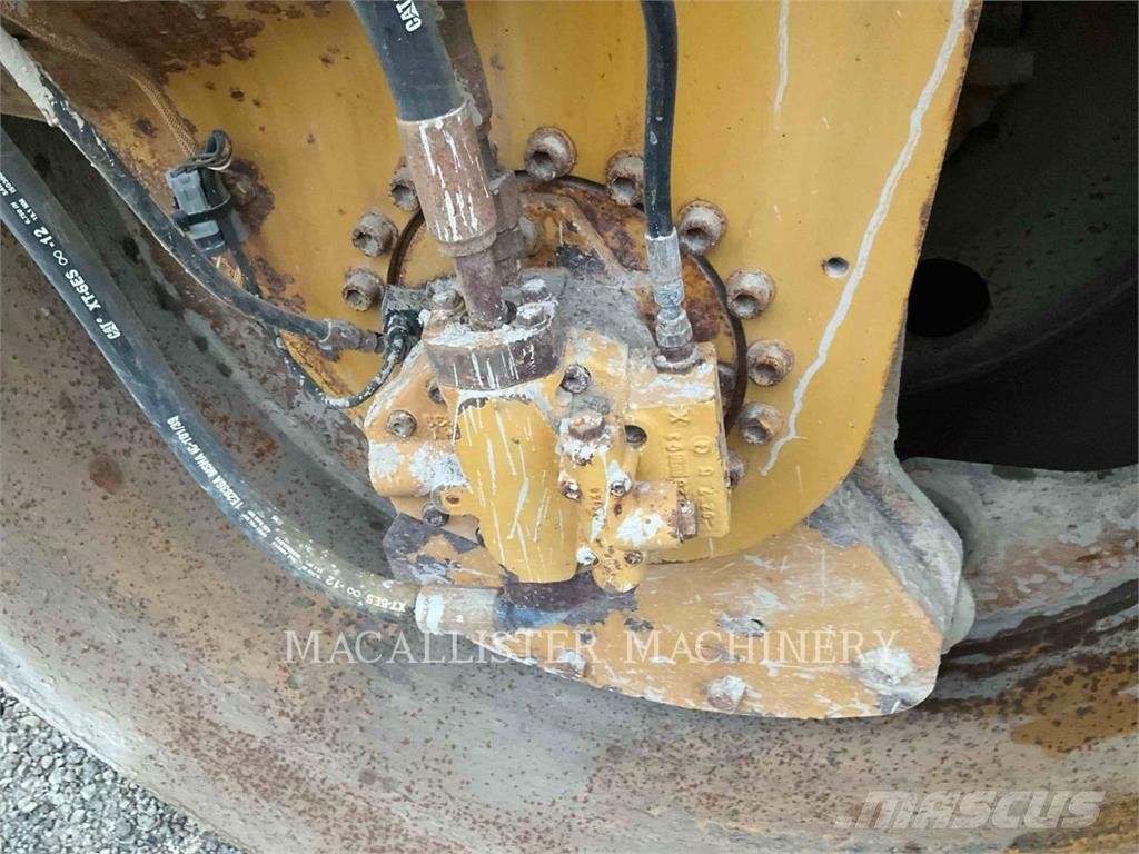 CAT CB534D XW Котки тротуарні